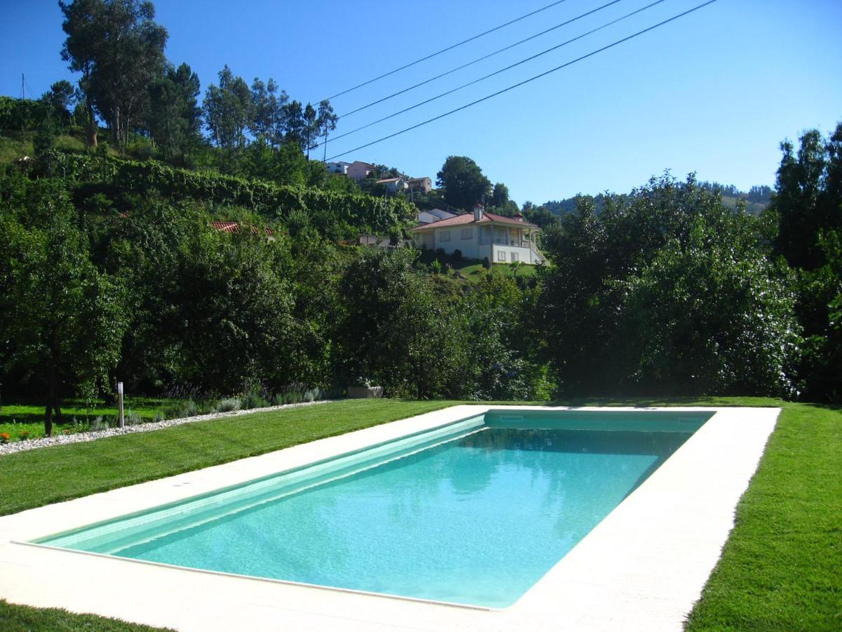 Casa De Carcavelos Cabeceiras de Basto Luaran gambar
