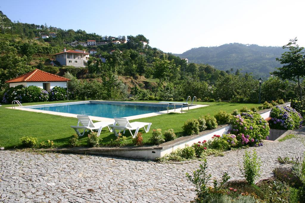 Casa De Carcavelos Cabeceiras de Basto Luaran gambar