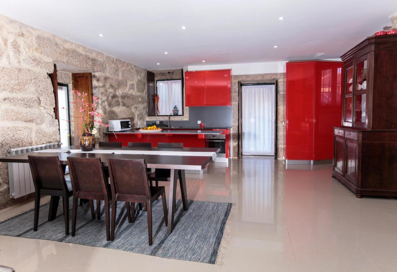 Casa De Carcavelos Cabeceiras de Basto Luaran gambar